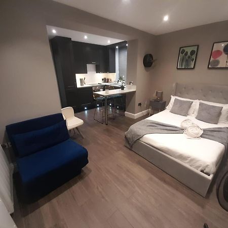 Peaceful & Stylish Brighton Studio Apartment Екстер'єр фото